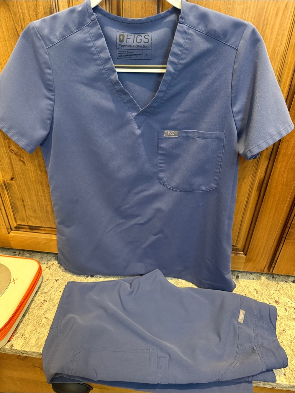 FIGS Women's Scrub Set in Big Sky